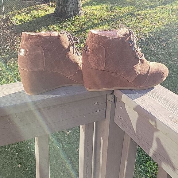 Toms Kala Desert Wedge metal label lined booties size 11 - Picture 4 of 6